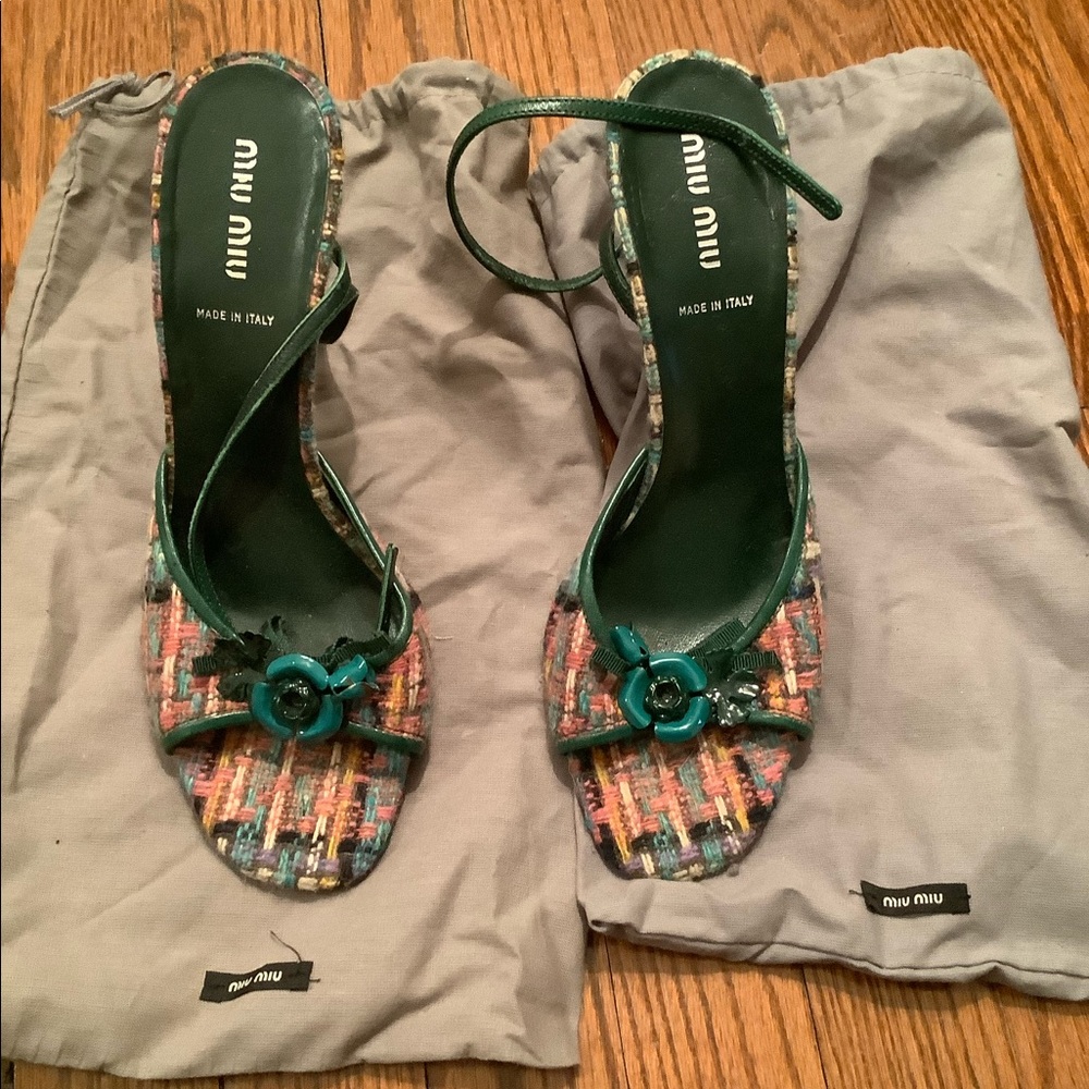 Miu Miu Tweed heels!